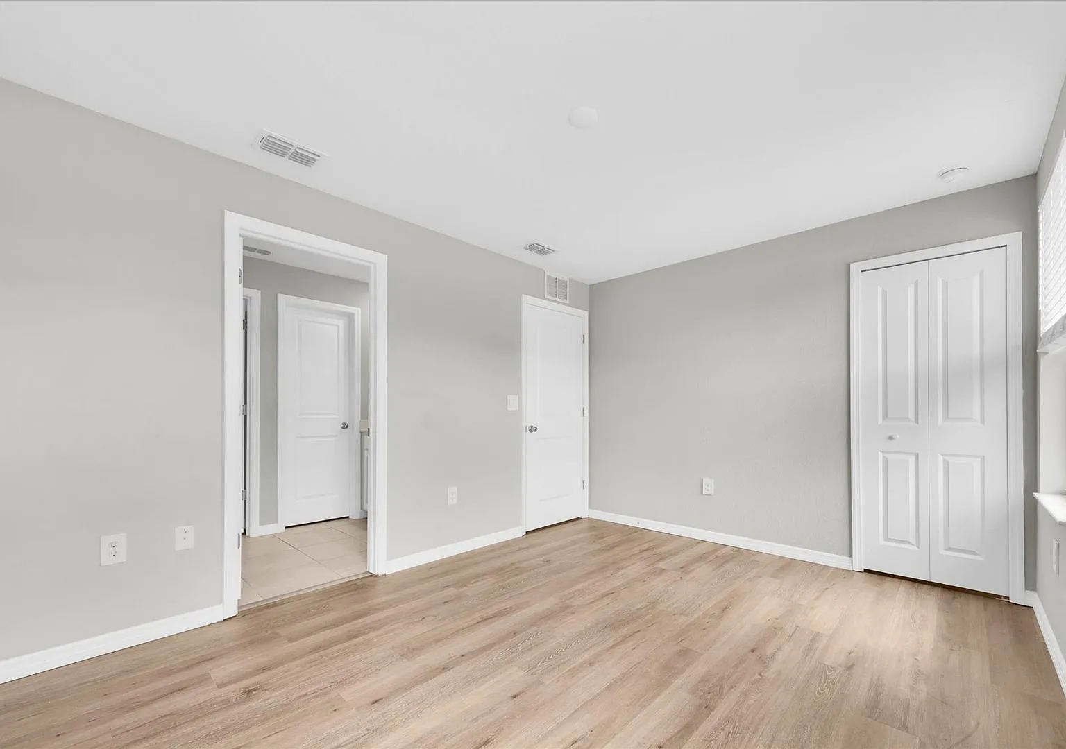 Newly Remodeled 3 Bedroom Townhouse - Bradenton — Photo 4