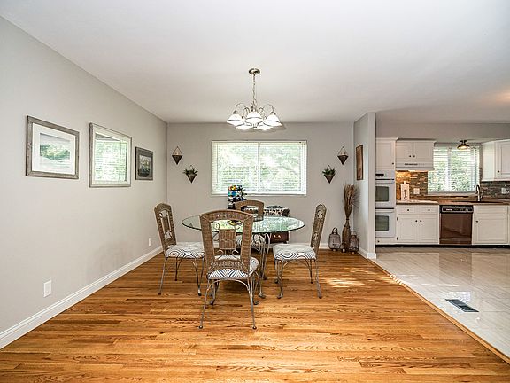 4th image of 12222 Prinster Dr