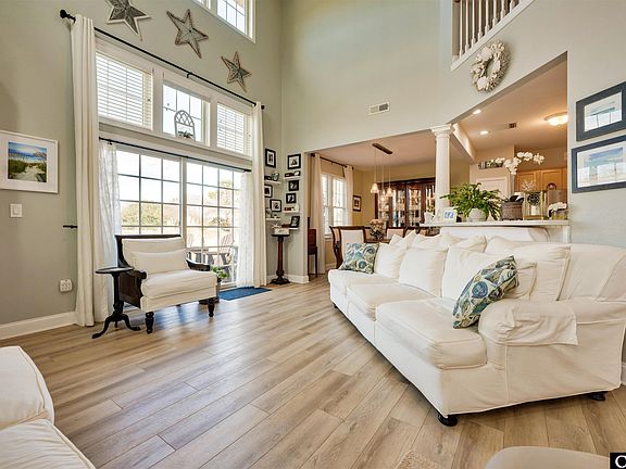 4th image of 109 Gables Way #8B