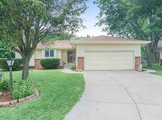 6506 S 89th Cir, Omaha, NE 68127