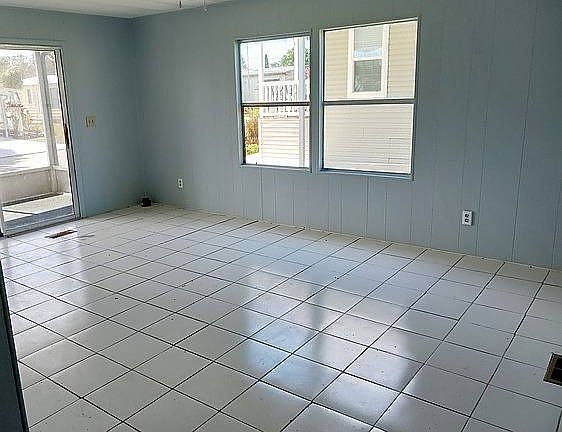 5th image of 8775 20th St Lot 942