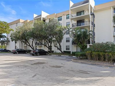 6195 Rock Island Rd #207, Tamarac, FL, 33319