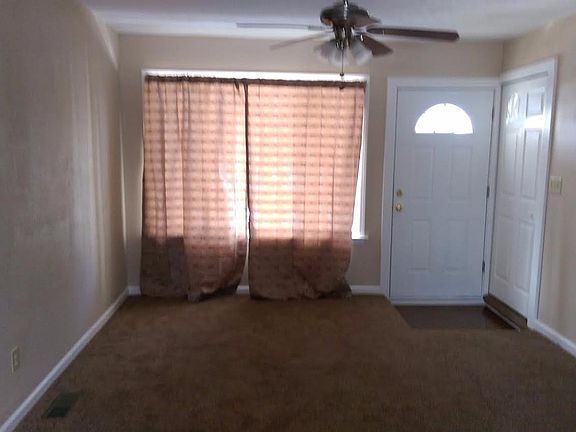3rd image of 6210 Palmetto Dr