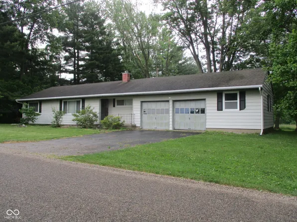 1971 W Black Creek Valley Rd, Crawfordsville, IN 47933