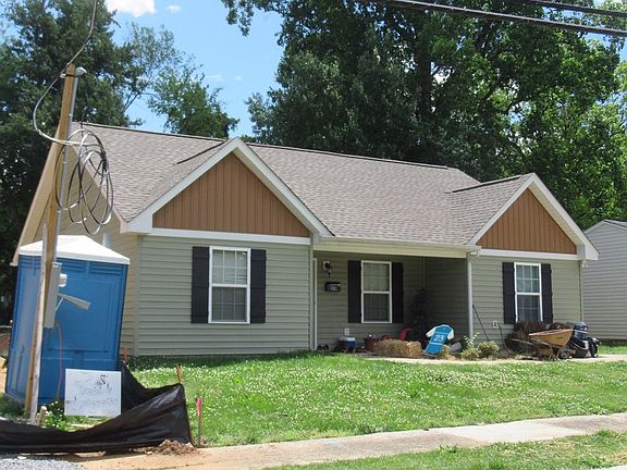 2nd image of 814 Cauthen St