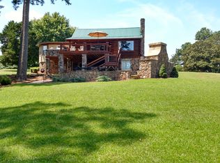 11 Virginia Rd, Littleton, NC 27850