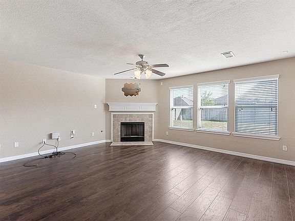 2nd image of 18011 Cimmaron Oak Ln