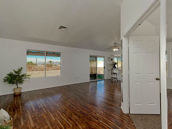 5th image of 3071 Silver Saddle Dr