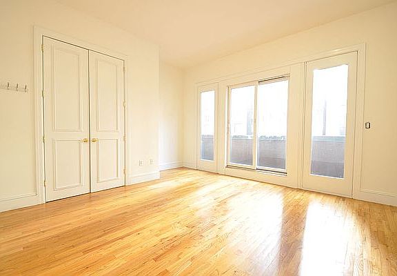 5th image of 143 E 57th St Ph 1