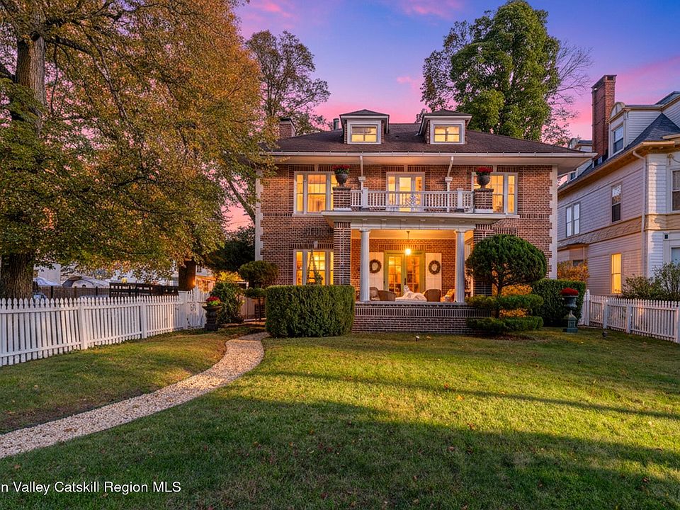 1st image of 256 Albany Avenue