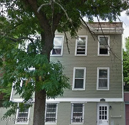 1 bed, 600 sqft, $945 — Photo 1