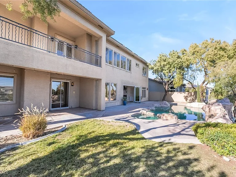 904 Pont Chartrain Dr — Photo 21