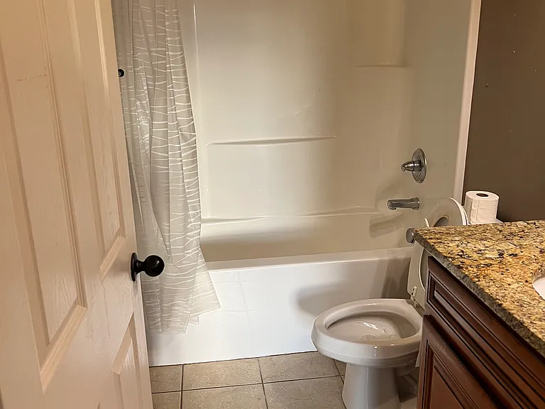 1410 Arapaho Trl — Photo 3