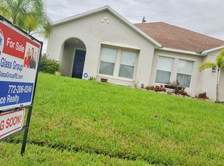 5822 NW Allyse Dr, Port Saint Lucie, FL 34986