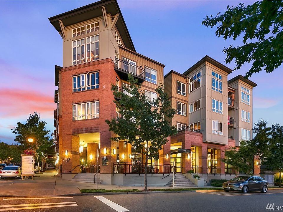 1st image of 1838 25th Ave NE #102