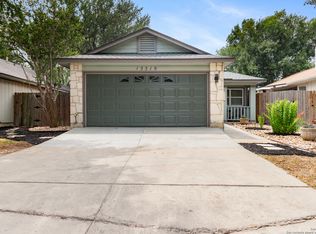 15519 Knollglade, San Antonio, TX 78247