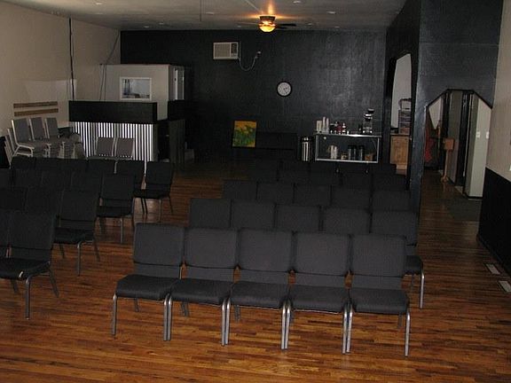 5th image of 835 Blue Lakes Blvd S