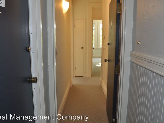 4th image of 511 Greenwich St