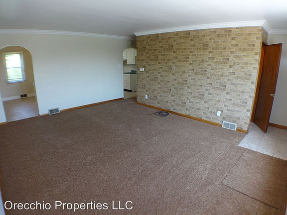 3rd image of 529 Blanar Ave