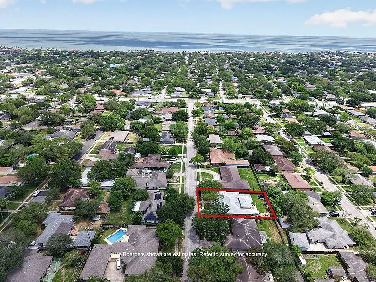 609 Peerman Pl — Photo 32