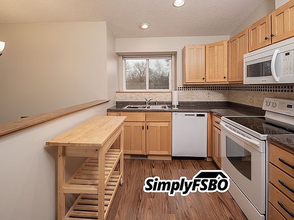 4th image of 3016 3rd St