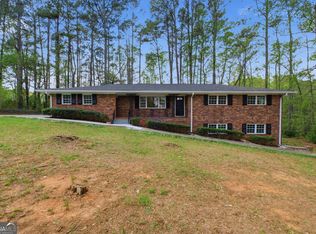 3660 Debbie Ln, Powder Springs, GA 30127