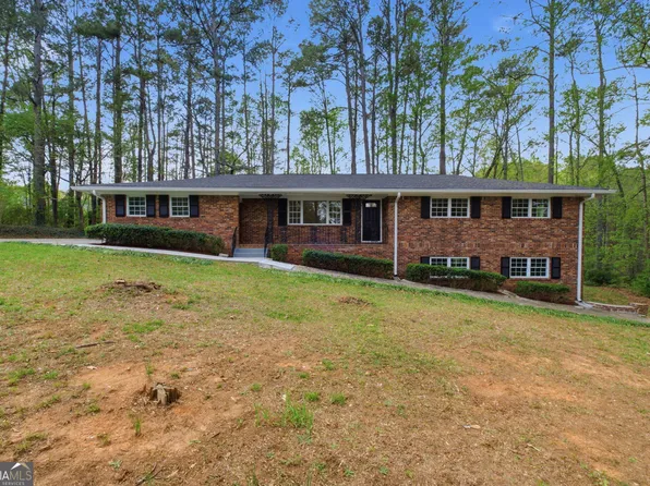 3660 Debbie Ln, Powder Springs, GA 30127