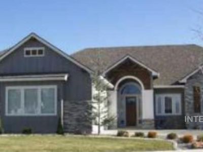 7134 N Pinseeker Pl, Meridian, ID, 83646