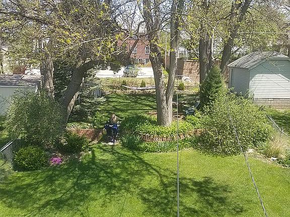 3rd image of 815 S 38th Ave