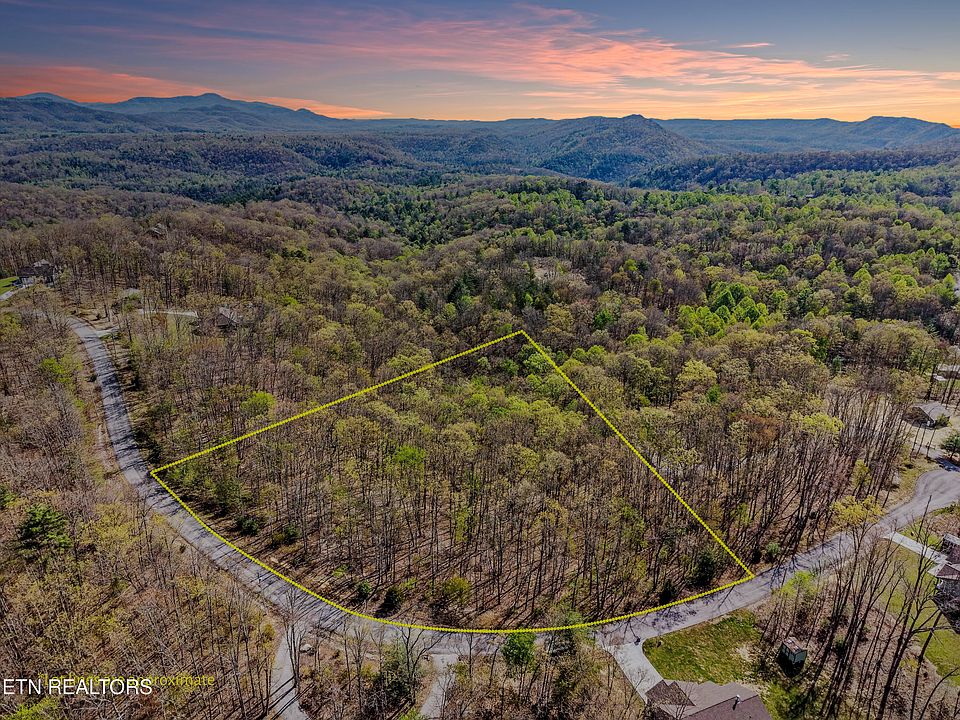 1st image of 313 Green Ridge Trl