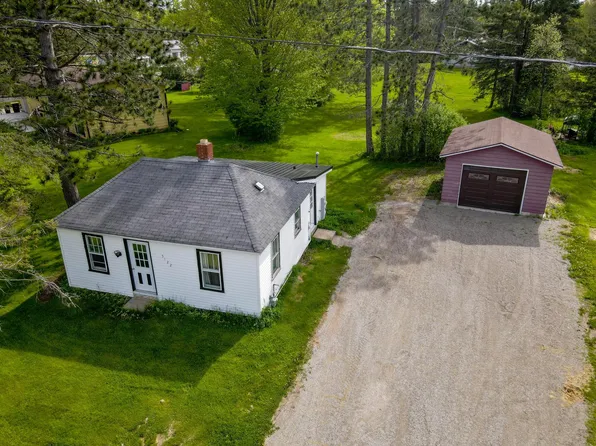 5122 Spruce St, Laona, WI 54541