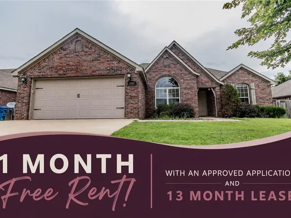 3007 Gumleaf Rd, Bentonville, AR 72713
