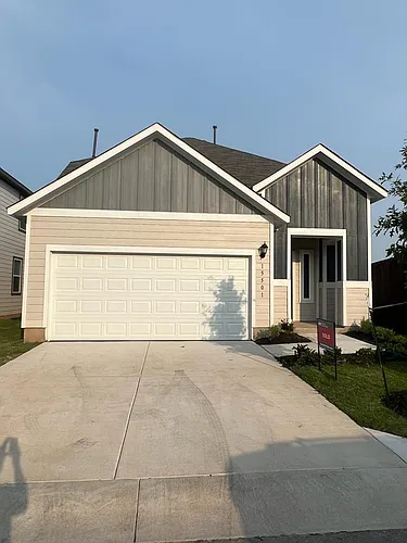 15501 Ellinger Dr Photo 1