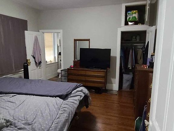 4th image of 501 N 35th St APT 1E