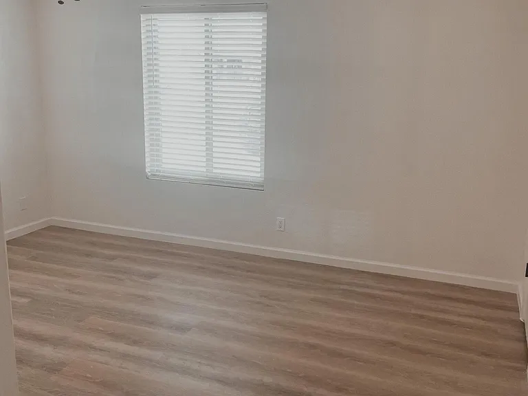 3188 Silver Bell Dr — Photo 11