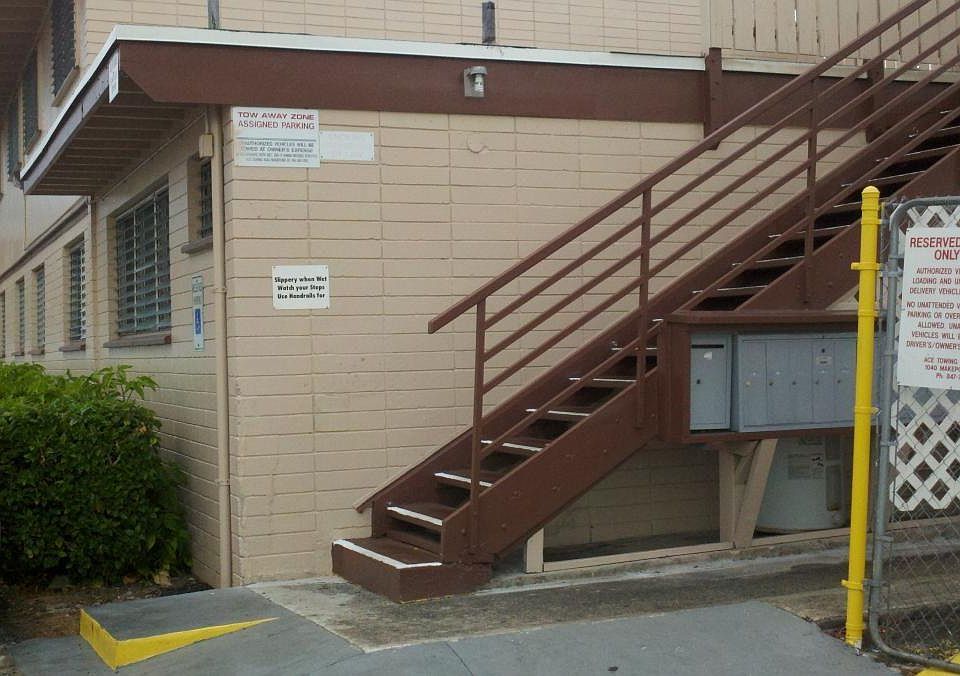 2nd image of 1507 Liliha St APT 7