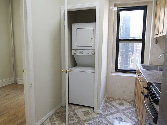5th image of 235 2nd Ave #C4