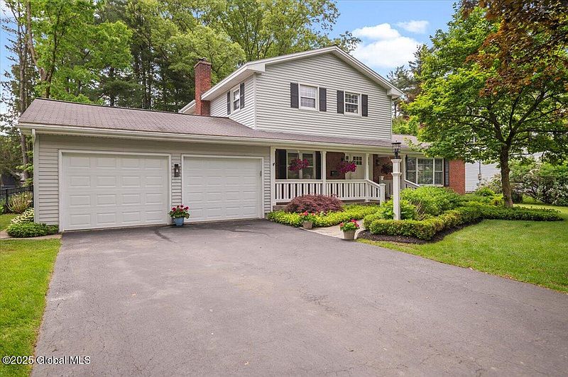 4th image of 18 Underwood Drive