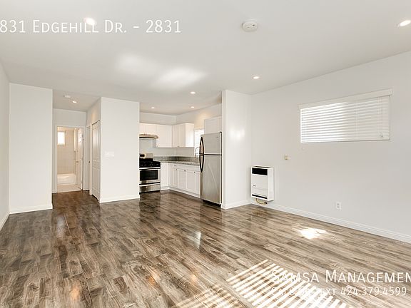 4th image of 2831 Edgehill Dr #2831