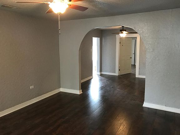 5th image of 3812 Homan Ave