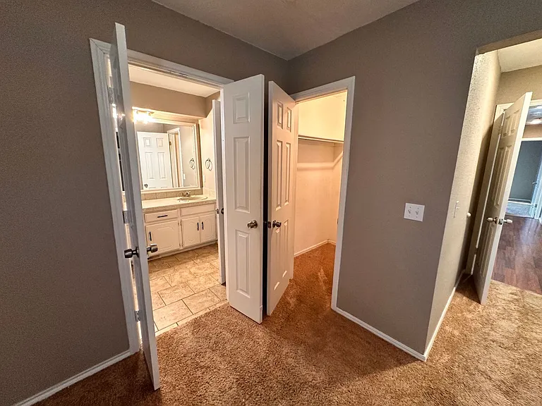 2205 Basking Ridge Trl — Photo 12