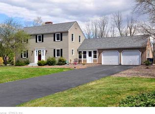 15 Sunny Heights Rd, Granby, CT 06035