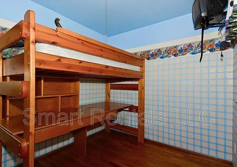980 Manresa Ln — Photo 32