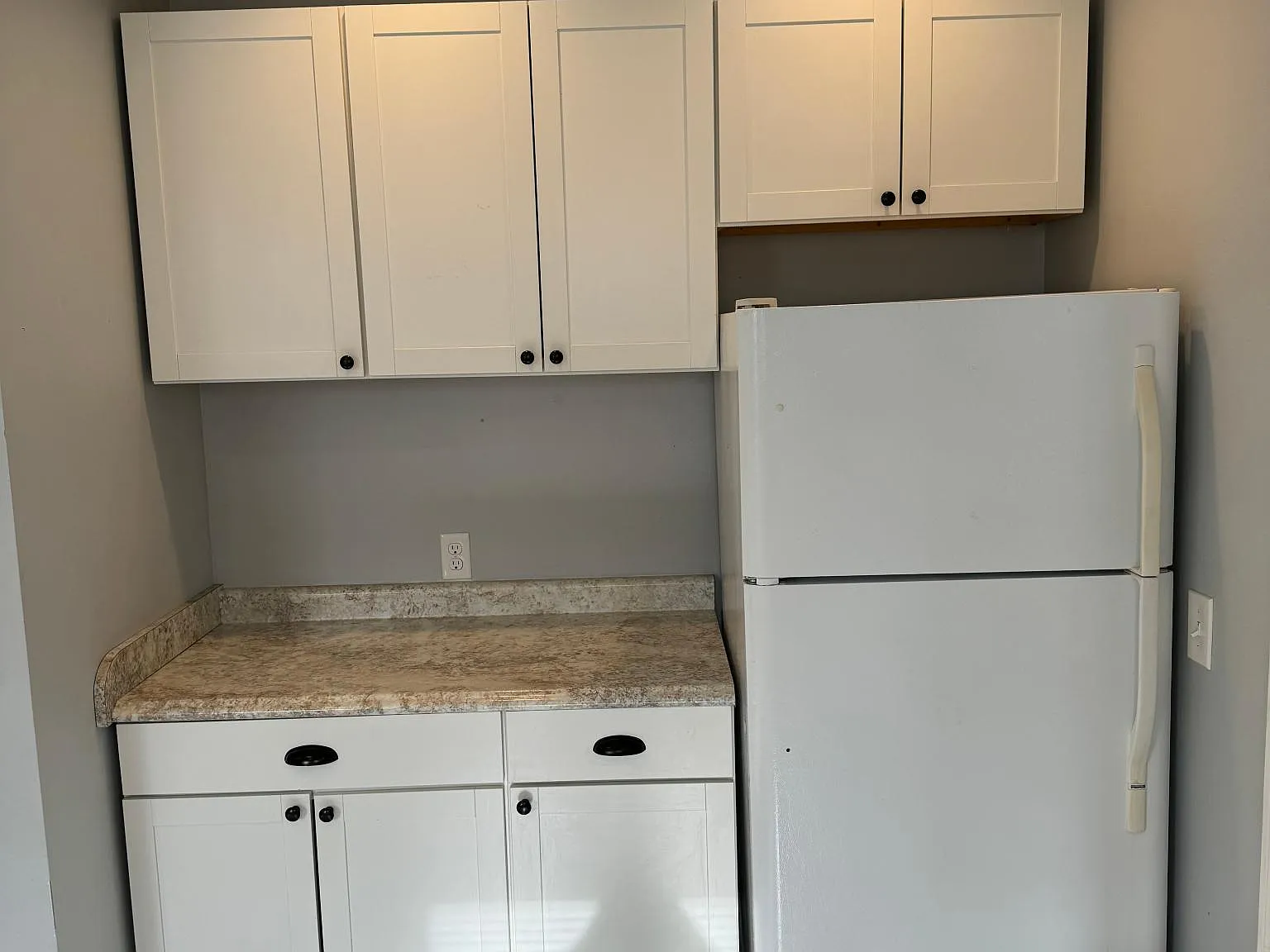 2 bed, 1.5 bath, 875 sqft, $975 — Photo 3