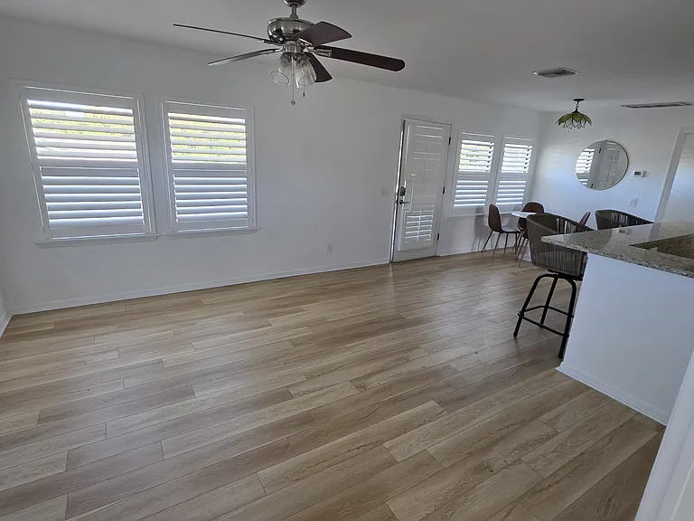 625 Centre Ct SW #201 — Photo 13