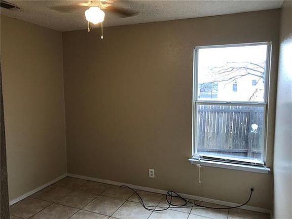 5th image of 8305 Garcreek Cir APT B