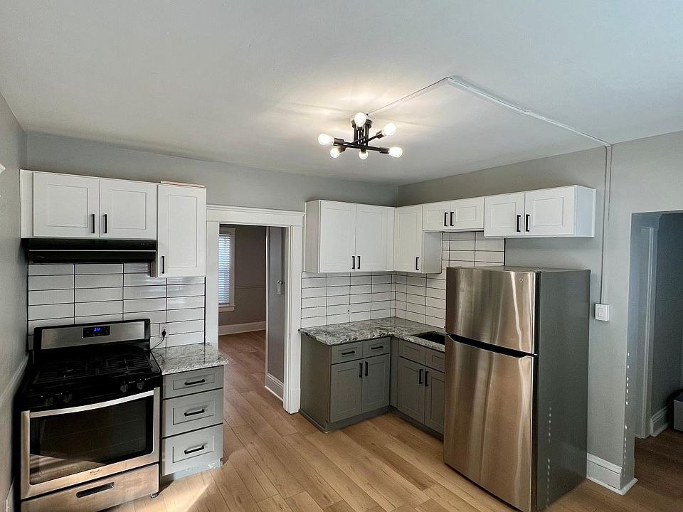 1st image of 2089 Robin St APT 3