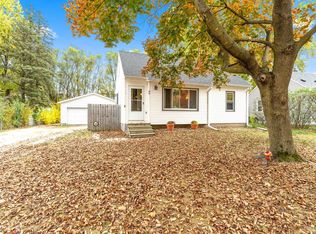 86 East Rd, Circle Pines, MN 55014