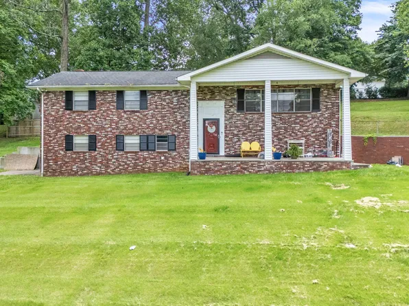 6505 Kanuga Dr, Knoxville, TN 37912