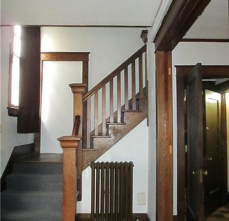 2nd image of 318 West Broadway